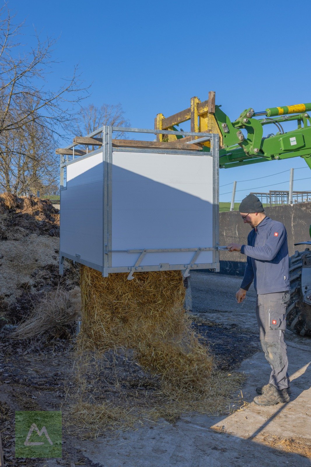 Sonstige Hoftechnik du type Kerbl Kerbl Kälberbox Premium mit schwenkbarem Boden (kostenlose Lieferung), Neumaschine en Weiz (Photo 14)