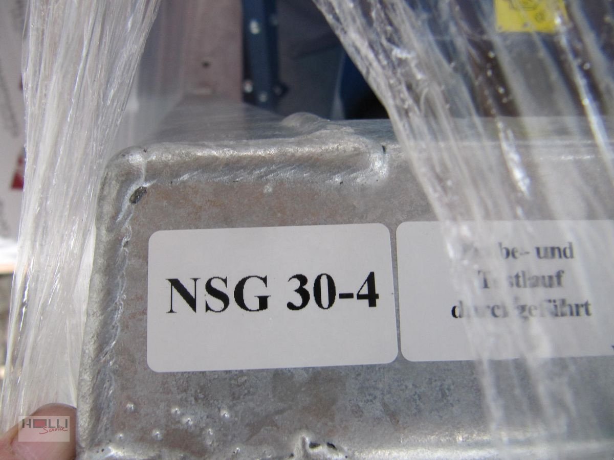 Sonstige Hoftechnik tip Schneeberger NSG 30 U-4 mit AVR Regelung, Neumaschine in Niederneukirchen (Poză 2)