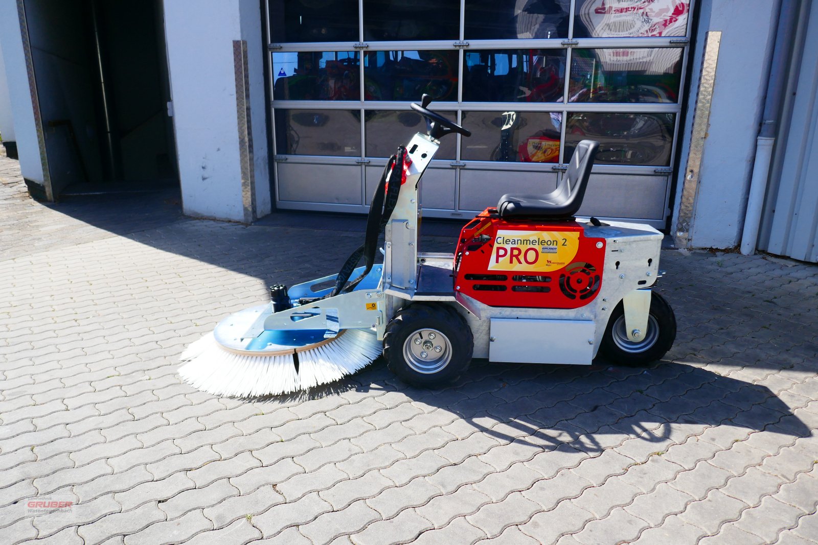 Sonstige Hoftechnik van het type Westermann CM 2 Pro - 2 Zylinder Motor, Neumaschine in Dorfen (Foto 1)