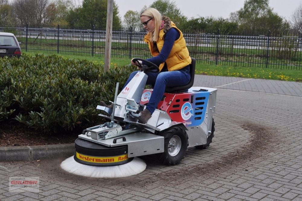 Sonstige Hoftechnik des Typs Westermann E-Lectric+ - Betrieb von Anbaugeräten möglich!, Neumaschine in Dorfen (Bild 1)