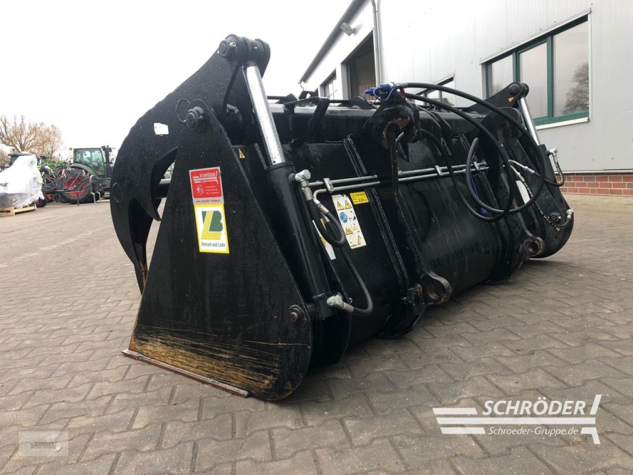 Sonstige Industriemaschinen van het type Bressel & Lade SILAGEBEIßSCHAUFEL S L 2,40 M, Neumaschine in Twistringen (Foto 5)