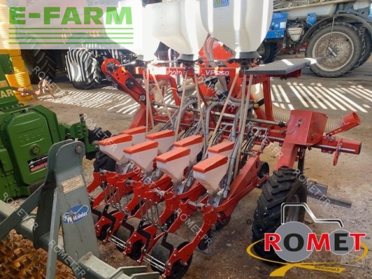 Sonstige Kartoffeltechnik tip Kubota vp1250, Gebrauchtmaschine in GENNES-SUR-GLAIZE (Poză 4)