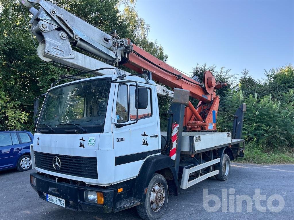 Sonstige Krane типа Mercedes-Benz 814, Gebrauchtmaschine в Düsseldorf (Фотография 2)