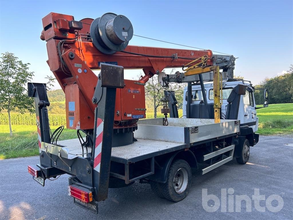 Sonstige Krane van het type Mercedes-Benz 814, Gebrauchtmaschine in Düsseldorf (Foto 3)