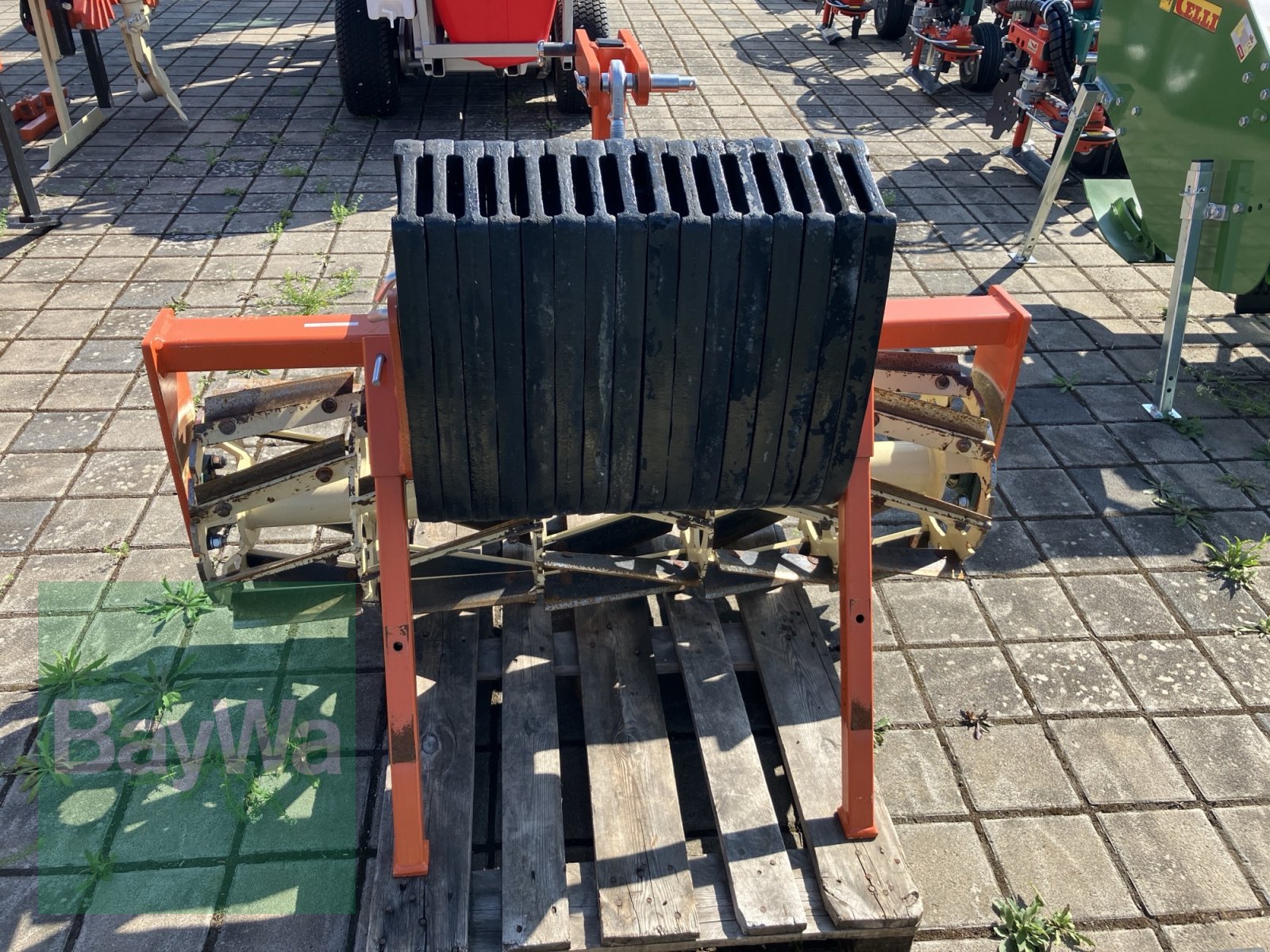 Sonstige Obsttechnik & Weinbautechnik van het type Braun Acti-Roll, Gebrauchtmaschine in Volkach (Foto 1)