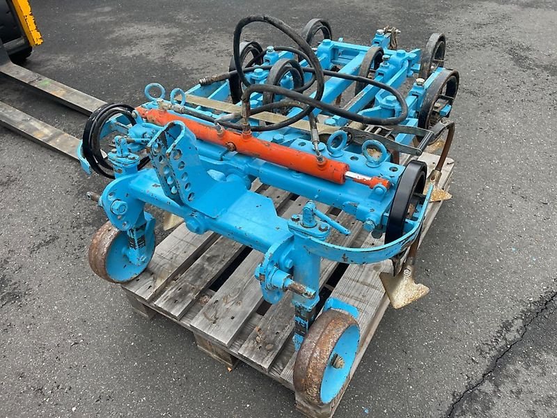 Sonstige Obsttechnik & Weinbautechnik типа Röll Federzinkengrubber Grubber Risser 90-115cm Weinbau Obstbau Sonderkulturenbau, Gebrauchtmaschine в Niedernhausen OT Engenhahn (Фотография 1)