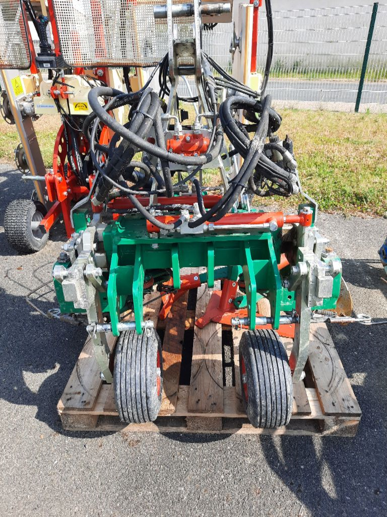 Sonstige Obsttechnik & Weinbautechnik a típus Sonstige CS 600B, Gebrauchtmaschine ekkor: Bellevigne-les-Châteaux (Kép 1)