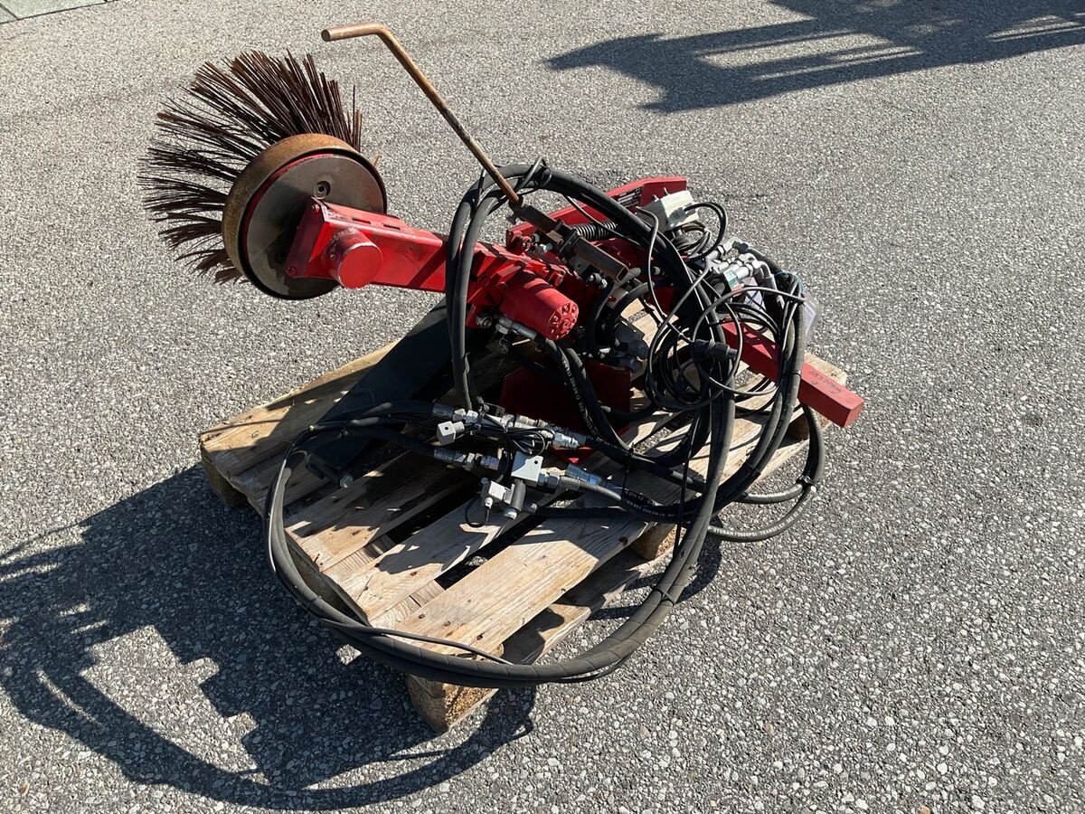 Sonstige Obsttechnik & Weinbautechnik типа Sonstige Wildkrautbürste 420, Gebrauchtmaschine в Zwettl (Фотография 5)