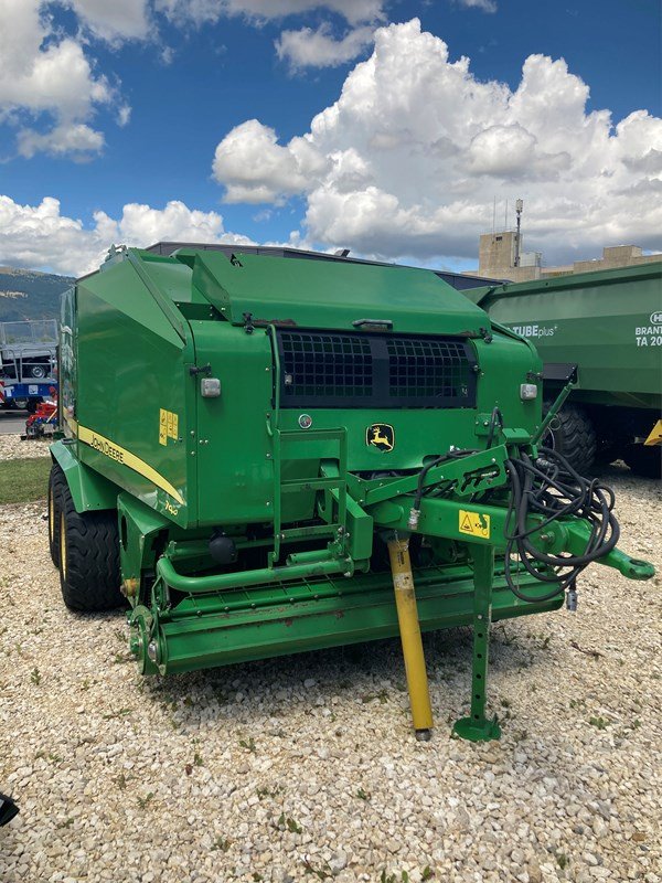 Sonstige Pressen типа John Deere 744, Gebrauchtmaschine в Chavornay (Фотография 2)