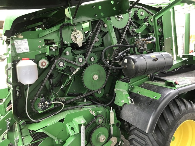 Sonstige Pressen typu John Deere C 441 R, Ausstellungsmaschine w Henau (Zdjęcie 5)