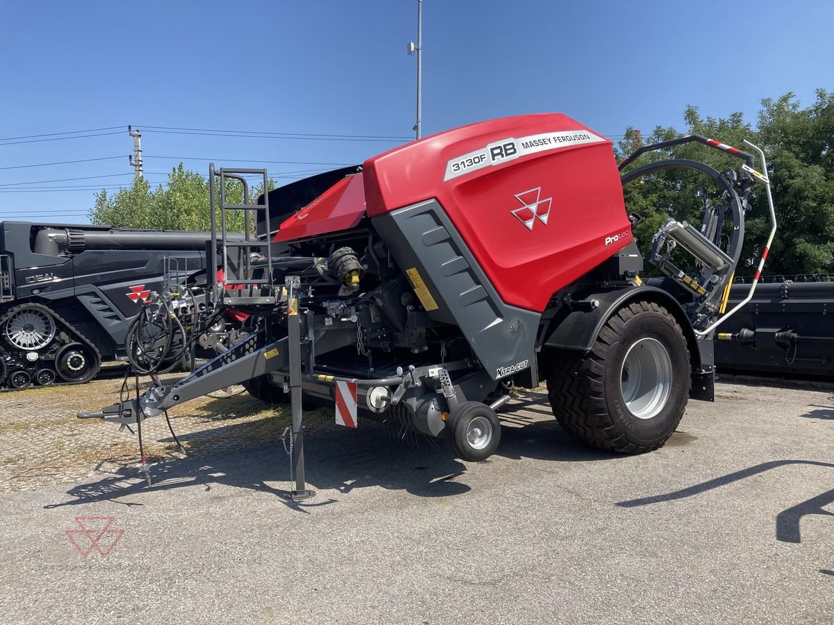 Sonstige Pressen от тип Massey Ferguson RBC3130F, Gebrauchtmaschine в Schwechat (Снимка 1)