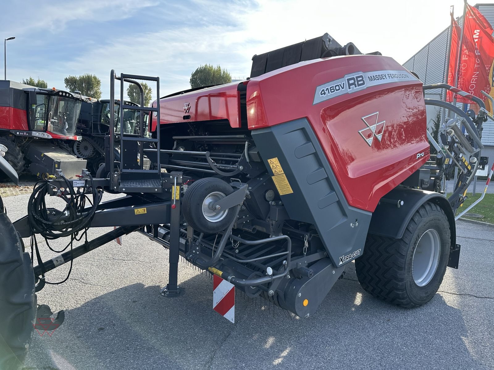 Sonstige Pressen du type Massey Ferguson RBC4160V, Gebrauchtmaschine en Schwechat (Photo 2)