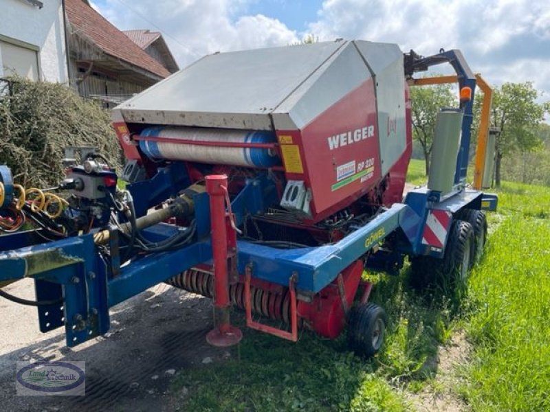 Sonstige Pressen du type Welger RP 220 Master, Gebrauchtmaschine en Münzkirchen (Photo 2)