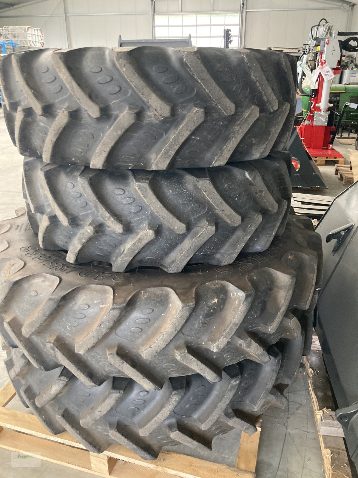 Sonstige Räder & Reifen & Felgen du type Deutz-Fahr Komplettradsatz 340/85R24 + 340/85R38, Gebrauchtmaschine en Beilngries (Photo 1)