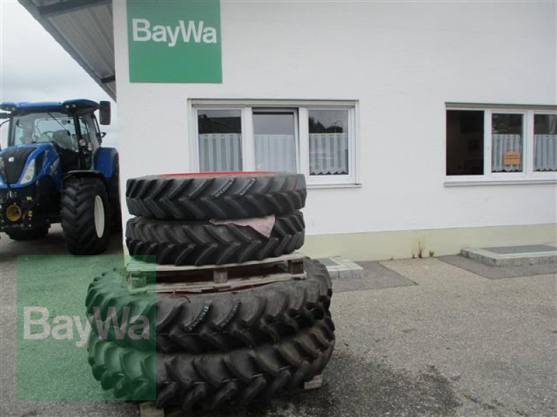 Sonstige Räder & Reifen & Felgen Türe ait Firestone 270/95 R32 + 320/90 R46, Gebrauchtmaschine içinde Schönau b.Tuntenhausen (resim 1)