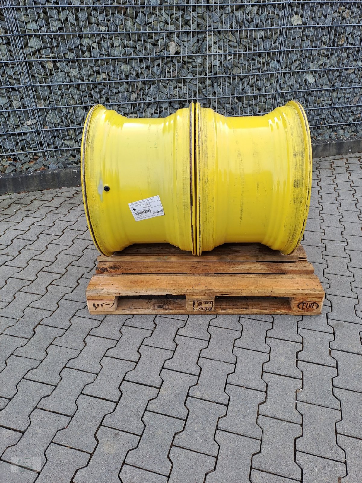 Sonstige Räder & Reifen & Felgen от тип GKN DW 18x30, Neumaschine в Gross-Bieberau (Снимка 1)