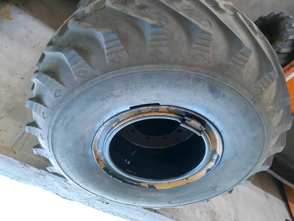 Sonstige Räder & Reifen & Felgen a típus GoodYear 48 x 25,00 - 20, Gebrauchtmaschine ekkor: Baumgarten (Kép 3)