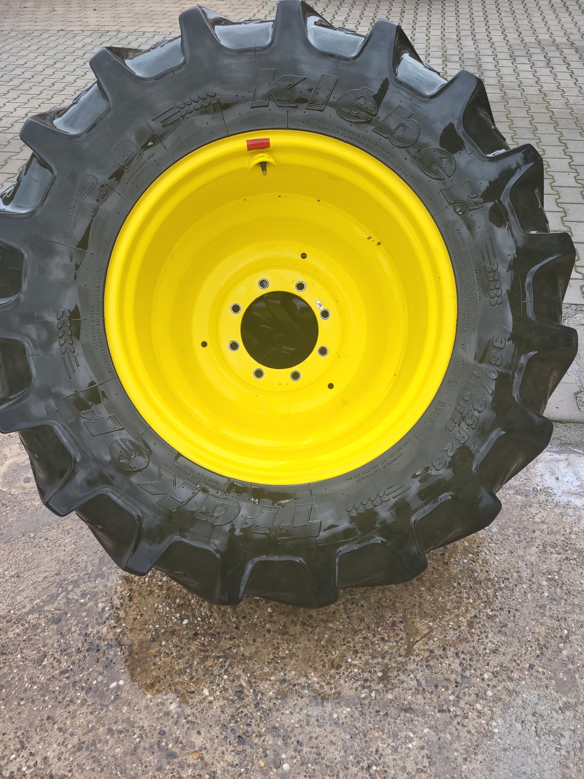 Sonstige Räder & Reifen & Felgen от тип Kleber 380/90R46, Gebrauchtmaschine в Obersulm (Снимка 3)