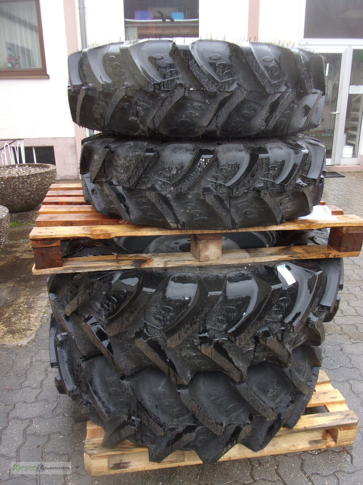 Sonstige Räder & Reifen & Felgen του τύπου Reifen Verschiedene Räder in verschiedenen Größen und Ausführungen, Gebrauchtmaschine σε Nördlingen (Φωτογραφία 7)