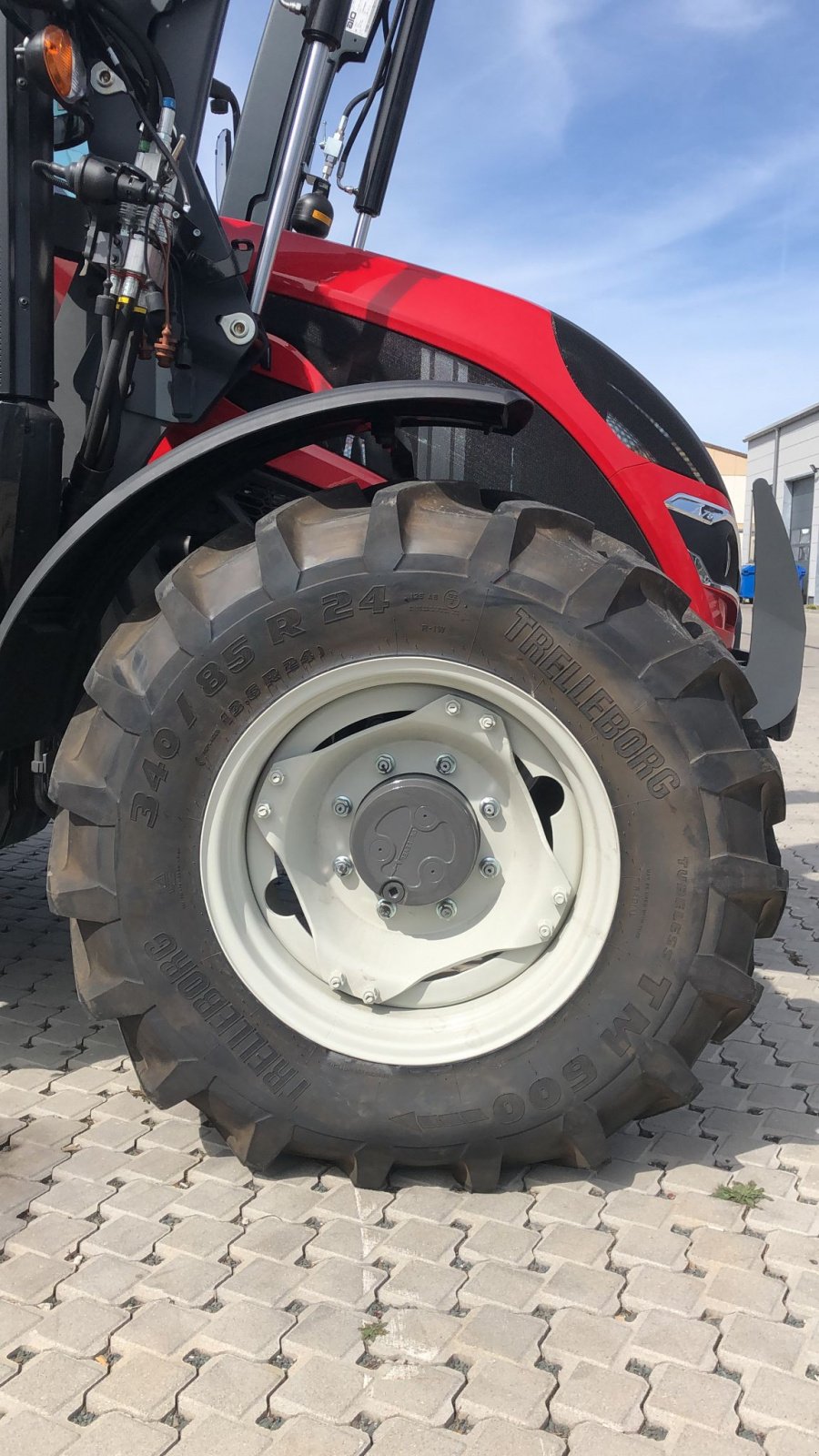 Sonstige Räder & Reifen & Felgen του τύπου Trelleborg 340/85R24 + 420/85R34 TM 600Radsatz, Neumaschine σε Nürnberg (Φωτογραφία 1)