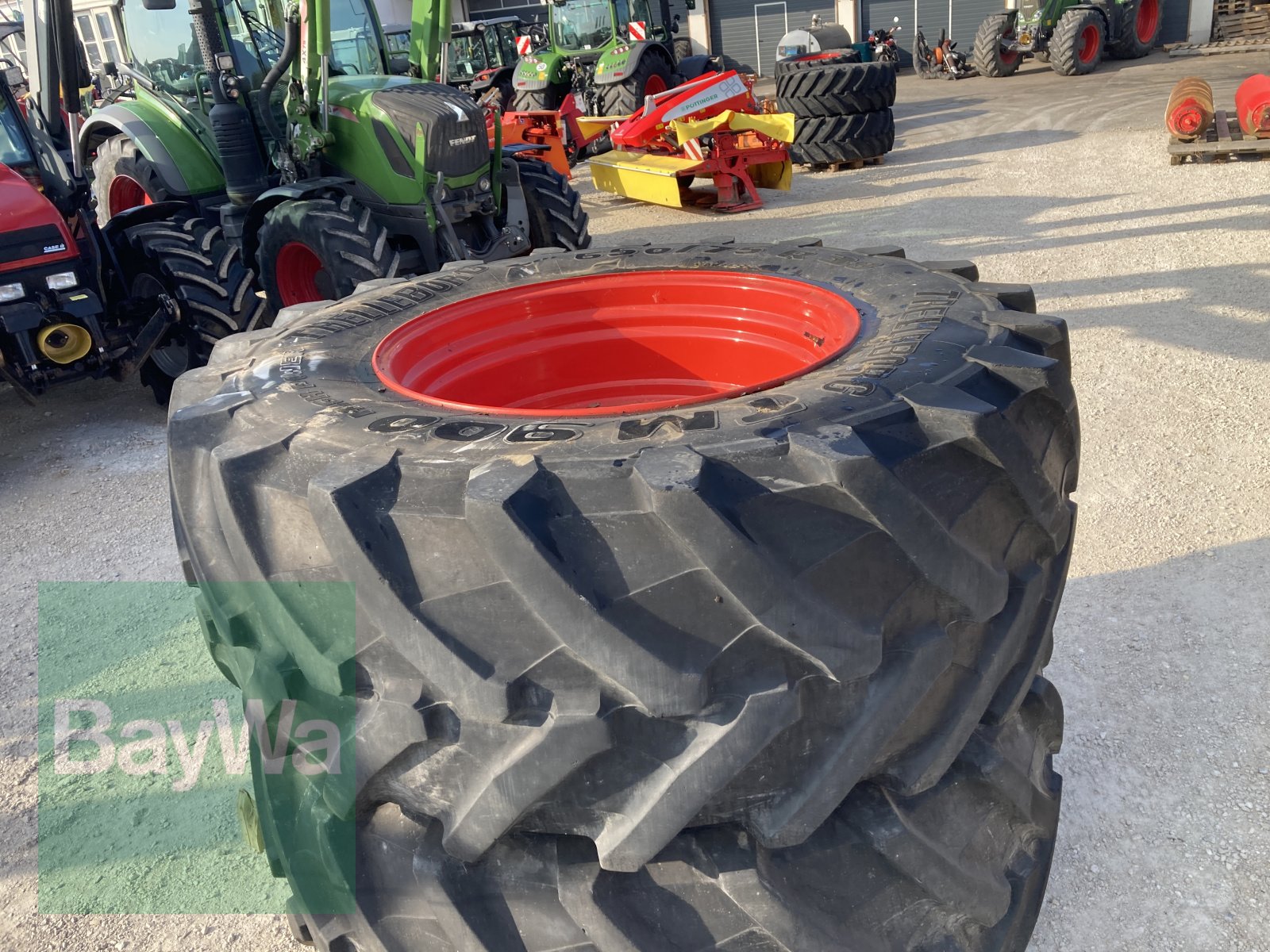 Sonstige Räder & Reifen & Felgen Türe ait Trelleborg Rädersatz 600/65 R28 + 650/75 R38 passend für Fendt 700 S4/SCR, Gebrauchtmaschine içinde Dinkelsbühl (resim 13)