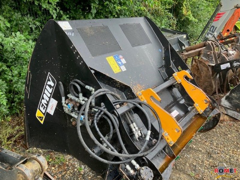 Sonstige Rübentechnik del tipo Emily MINIDIS 140, Gebrauchtmaschine In Gennes sur glaize (Immagine 3)