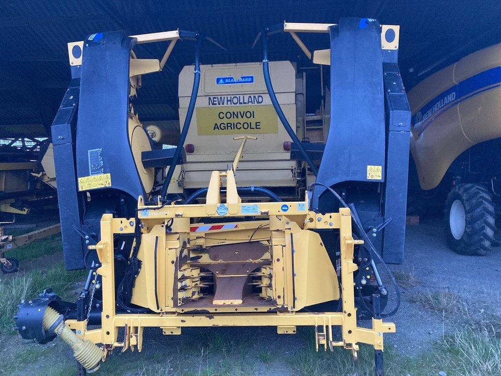 Sonstige Rübentechnik van het type New Holland 750 BFI, Gebrauchtmaschine in TREMEUR (Foto 1)