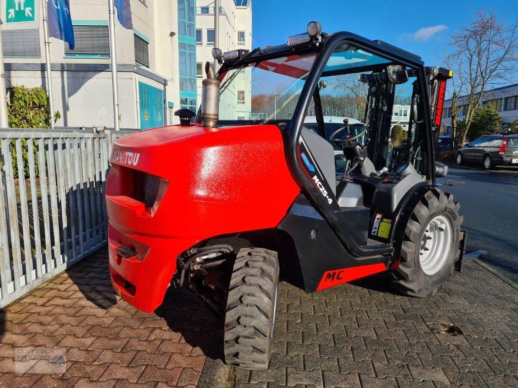 Sonstige Stapler du type Manitou MC 25-4 ST5B S1 Buggy, Gebrauchtmaschine en Friedrichsdorf (Photo 3)