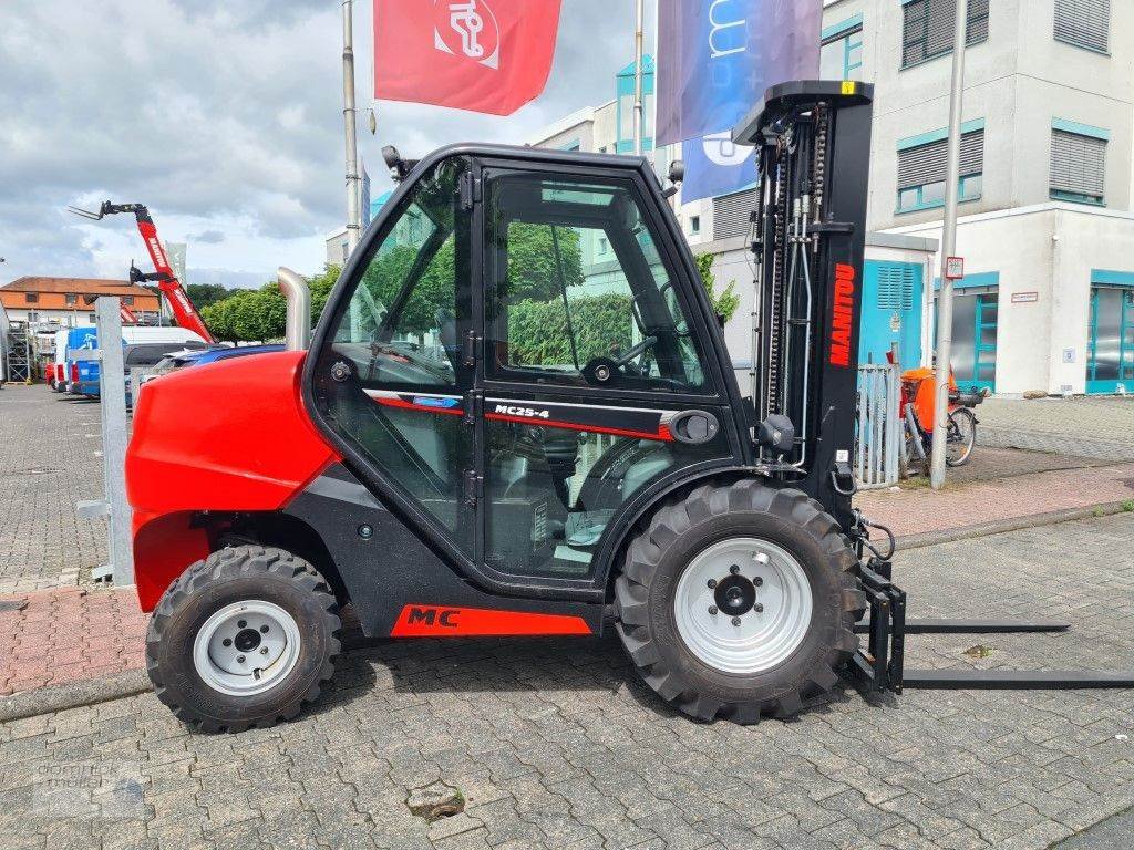 Sonstige Stapler typu Manitou MC 25-4 ST5B S1, Gebrauchtmaschine v Friedrichsdorf (Obrázok 2)