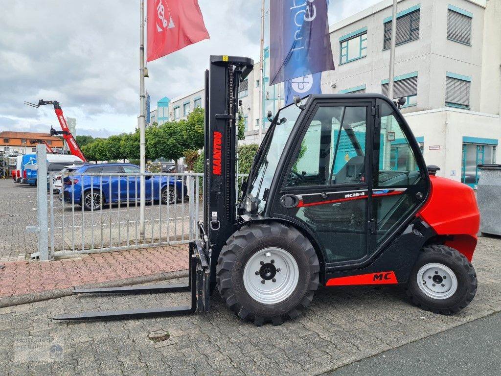 Sonstige Stapler van het type Manitou MC 25-4 ST5B S1, Gebrauchtmaschine in Friedrichsdorf (Foto 5)