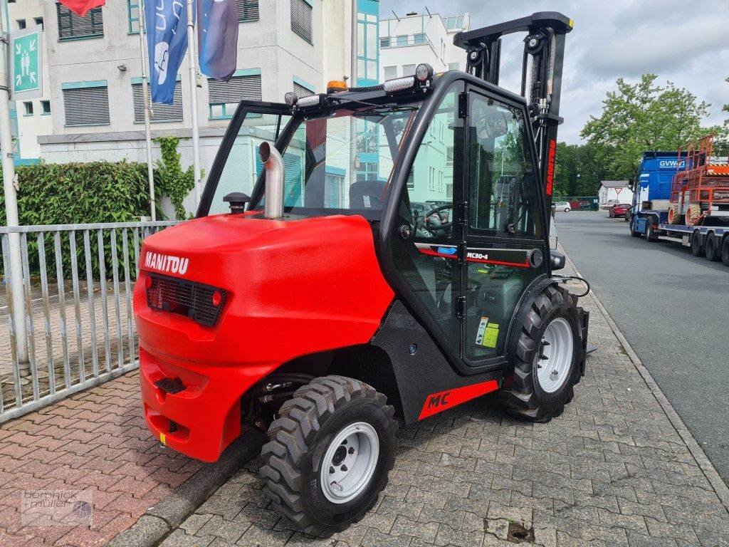 Sonstige Stapler of the type Manitou MC 30-4 ST5, Gebrauchtmaschine in Friedrichsdorf (Picture 5)