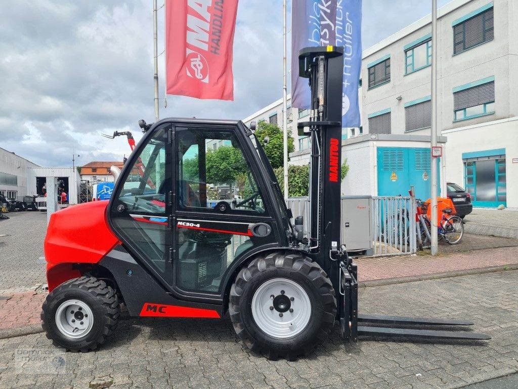 Sonstige Stapler of the type Manitou MC 30-4 ST5, Gebrauchtmaschine in Friedrichsdorf (Picture 3)