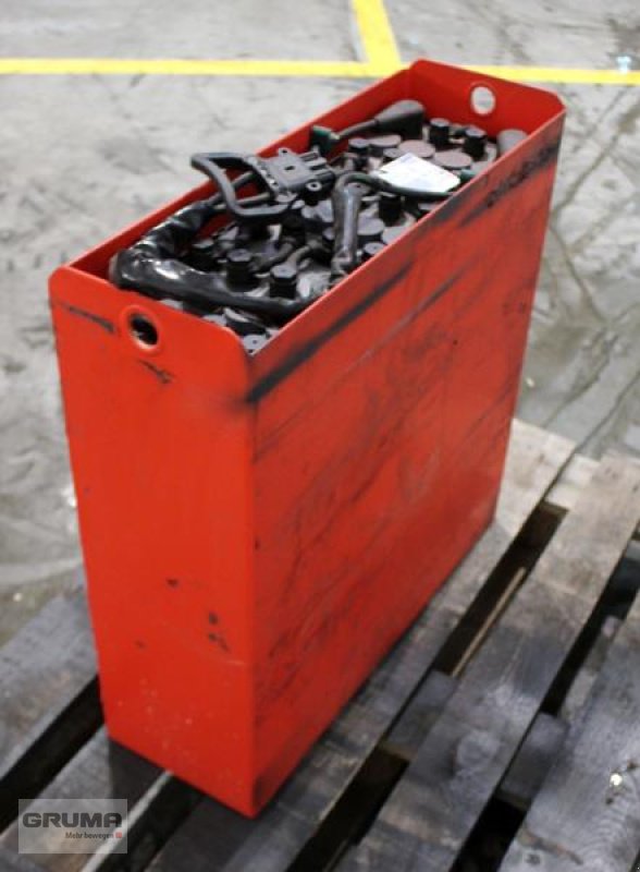 Sonstige Teile del tipo Gruma 24 Volt 2 PzV 200 Ah, Gebrauchtmaschine en Friedberg-Derching (Imagen 2)