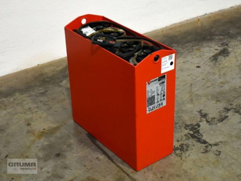 Sonstige Teile del tipo Gruma 24 Volt 3 PzB 225 Ah, Gebrauchtmaschine en Friedberg-Derching (Imagen 1)