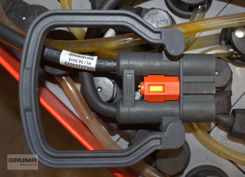 Sonstige Teile a típus Gruma 24 Volt 3 PzB 225 Ah, Gebrauchtmaschine ekkor: Friedberg-Derching (Kép 3)