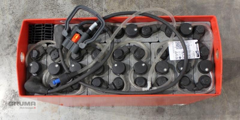 Sonstige Teile typu Gruma 24 Volt 3 PzB 225 Ah, Gebrauchtmaschine v Friedberg-Derching (Obrázek 3)