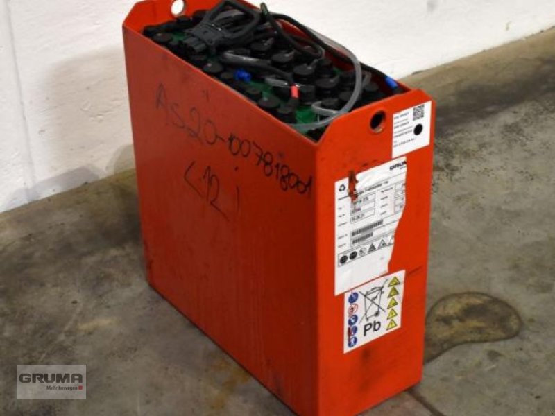 Sonstige Teile от тип Gruma 24 Volt 3 PzB 225 Ah, Gebrauchtmaschine в Friedberg-Derching (Снимка 1)