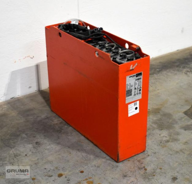 Sonstige Teile des Typs Gruma 24 Volt 3 PzS 375 Ah, Gebrauchtmaschine in Friedberg-Derching (Bild 1)