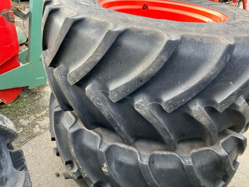 Sonstige Traktoren del tipo CLAAS 540/65R28 650/65R38 ABVERKAUF, Neumaschine en Cham (Imagen 2)