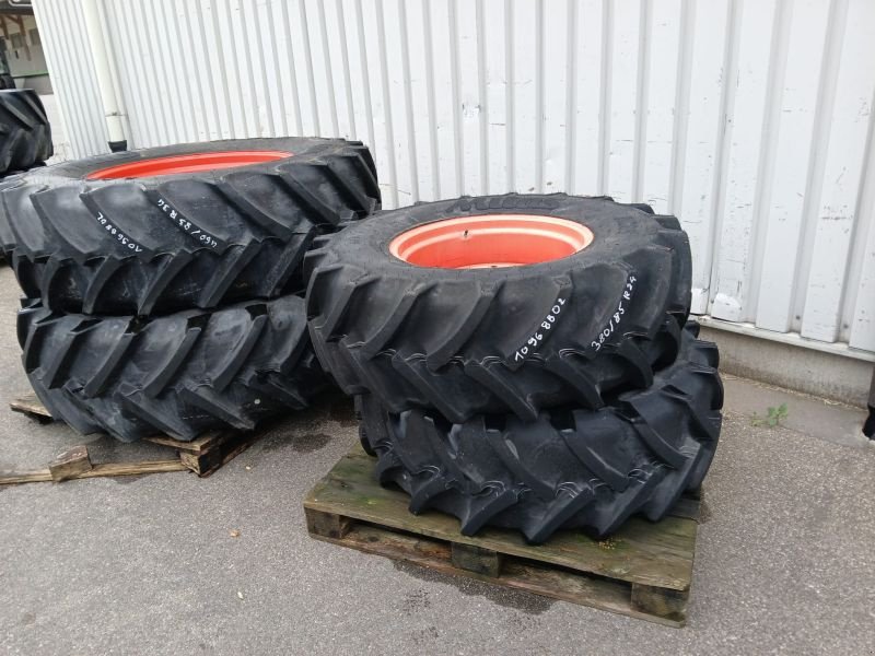 Sonstige Traktoren des Typs CLAAS RADSATZ 380/85 R24, 460/85 R34, Neumaschine in Freystadt