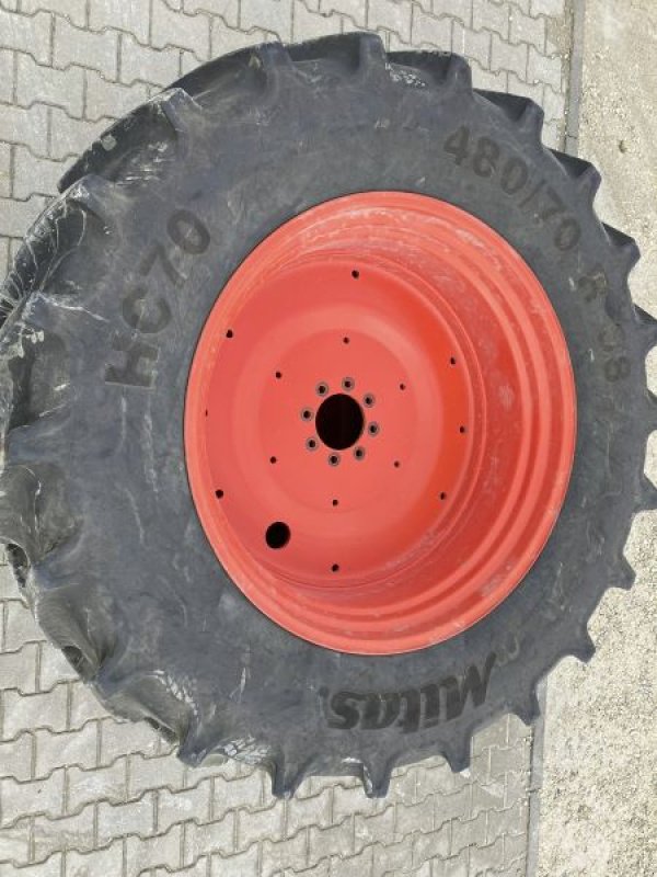 Sonstige Traktoren a típus CLAAS RADSATZ 440/65 R28 480/70 R38, Gebrauchtmaschine ekkor: Birgland (Kép 12)