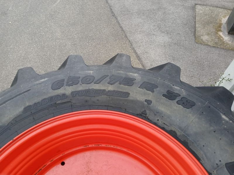 Sonstige Traktoren del tipo CLAAS RADSATZ 650/75R38 MICHELIN, Neumaschine en Freystadt (Imagen 6)