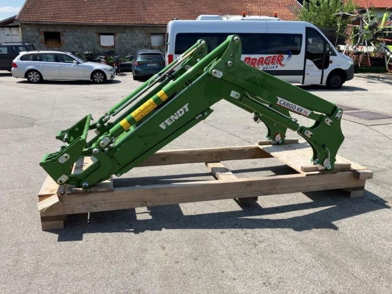 Sonstige Traktoren typu Fendt FRONTLADER CARGO 4X75 DW/3TER, Neumaschine w Waldkirchen (Zdjęcie 1)