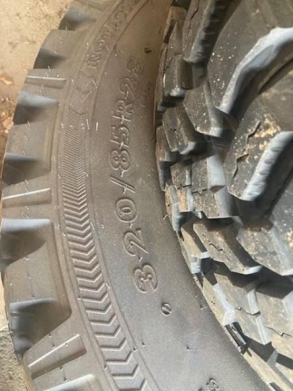 Sonstige Traktoren от тип Fendt RÄDER 320/85R28 NOKIAN TRI2, Vorführmaschine в Ravensburg (Снимка 1)