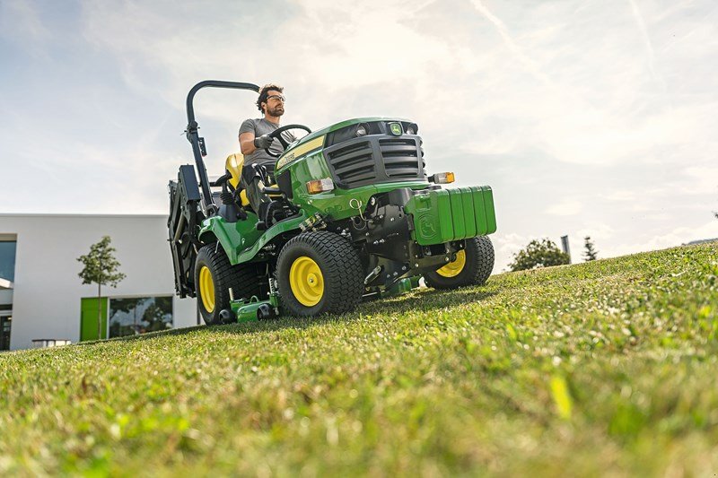 Sonstige Traktoren typu John Deere X950R, Neumaschine w Regensdorf (Zdjęcie 2)