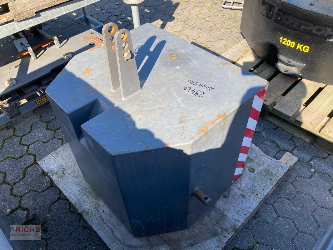 Sonstige Traktoren van het type Sonstige Frontgewicht 1000 KG Stahl & Beton, Gebrauchtmaschine in Bockel - Gyhum (Foto 4)