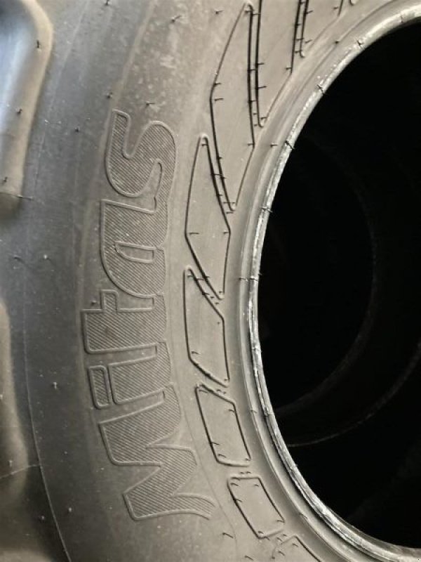 Sonstige Traktoren typu Valtra 650/65R42F+600/65R28F MTSAC65, Neumaschine v Ditzingen-Heimerdingen (Obrázek 2)