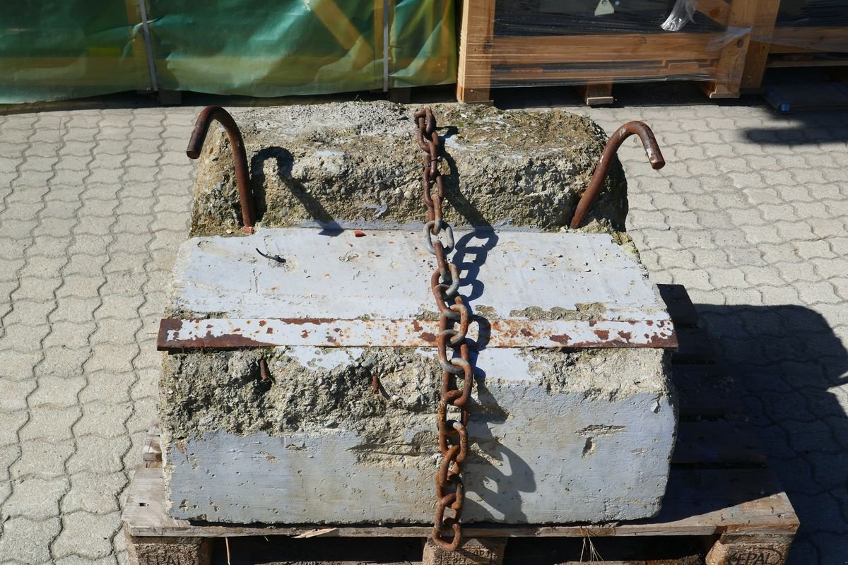 Sonstige Traktorteile tip Sonstige Beton Heckgewicht 400kg, Gebrauchtmaschine in Villach (Poză 4)