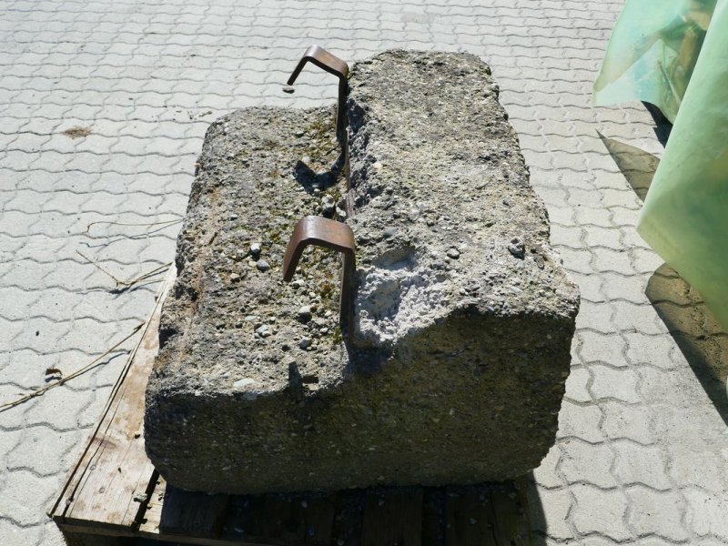 Sonstige Traktorteile типа Sonstige Beton Heckgewicht ca. 300kg, Gebrauchtmaschine в Villach (Фотография 1)