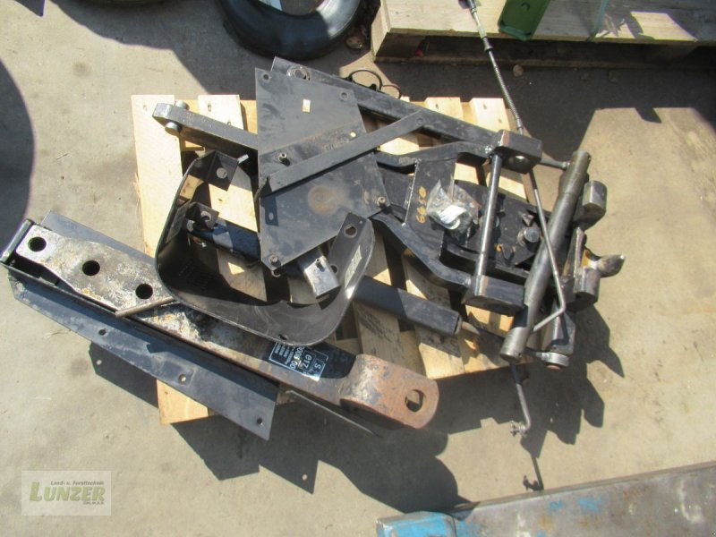 Sonstige Traktorteile of the type Sonstige Hitch Anhänge mit Zugpendel für Valtra 6650, Gebrauchtmaschine in Kaumberg